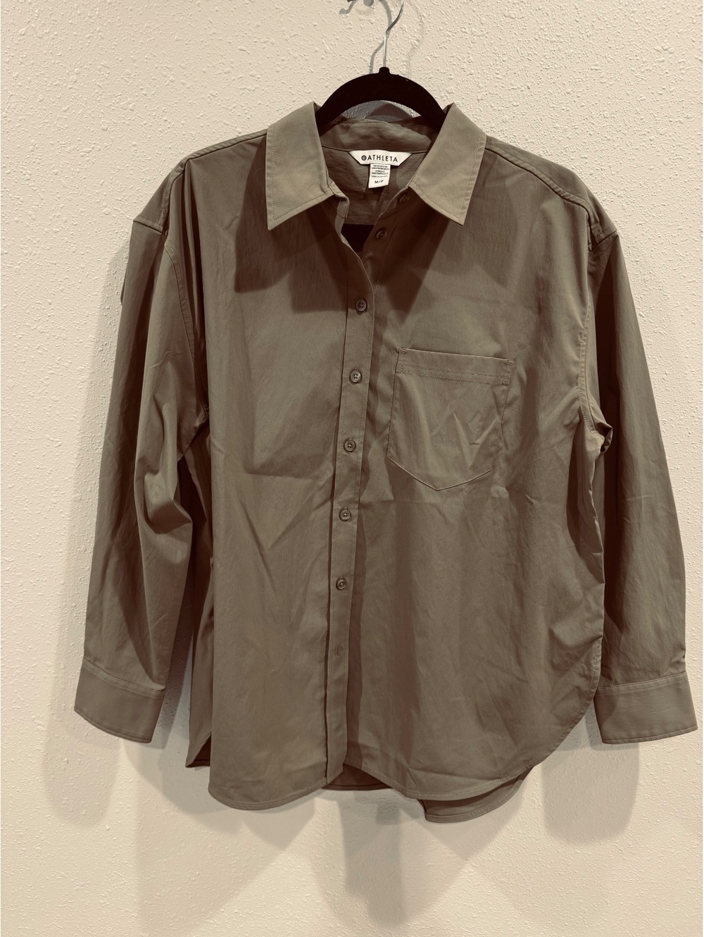 Athleta Midday Relaxed Poplin Shirt M/P Olive Green Button Down Travel